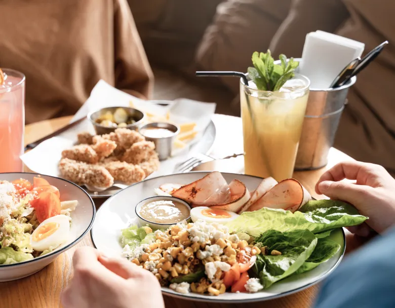 Tips of eating out in restaurants